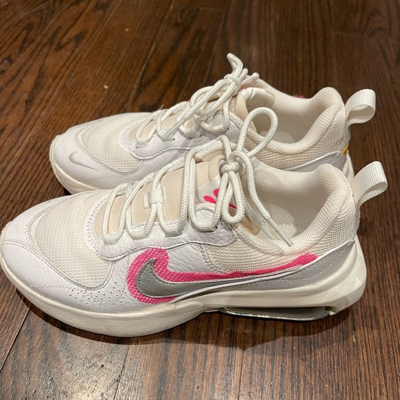 Nike air sneakers - Picture 1 of 7